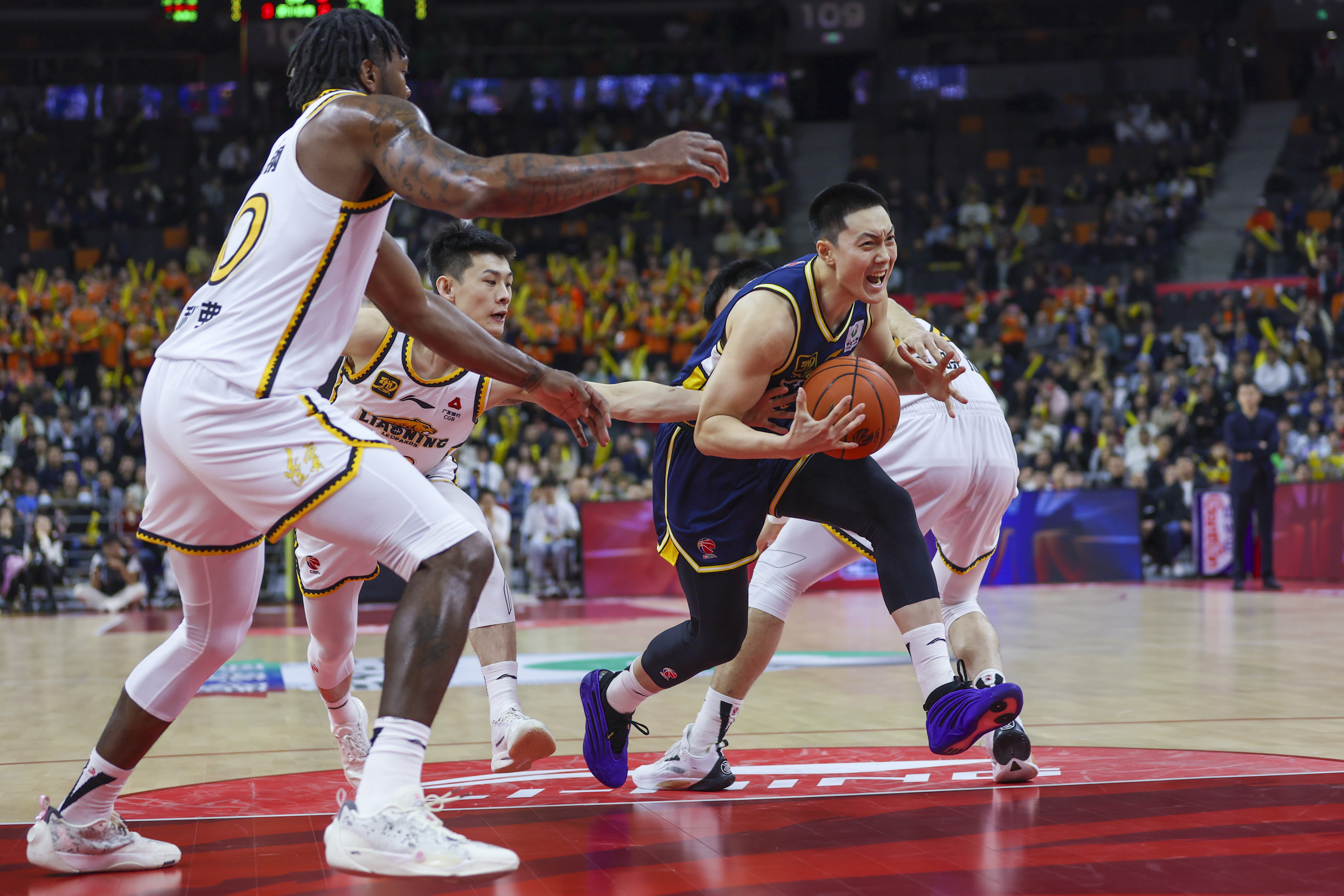 关于广东宏远迎NBA总决赛关键赛，清晨篮板制胜，赛场秩序良好，训练强度明显提升的信息